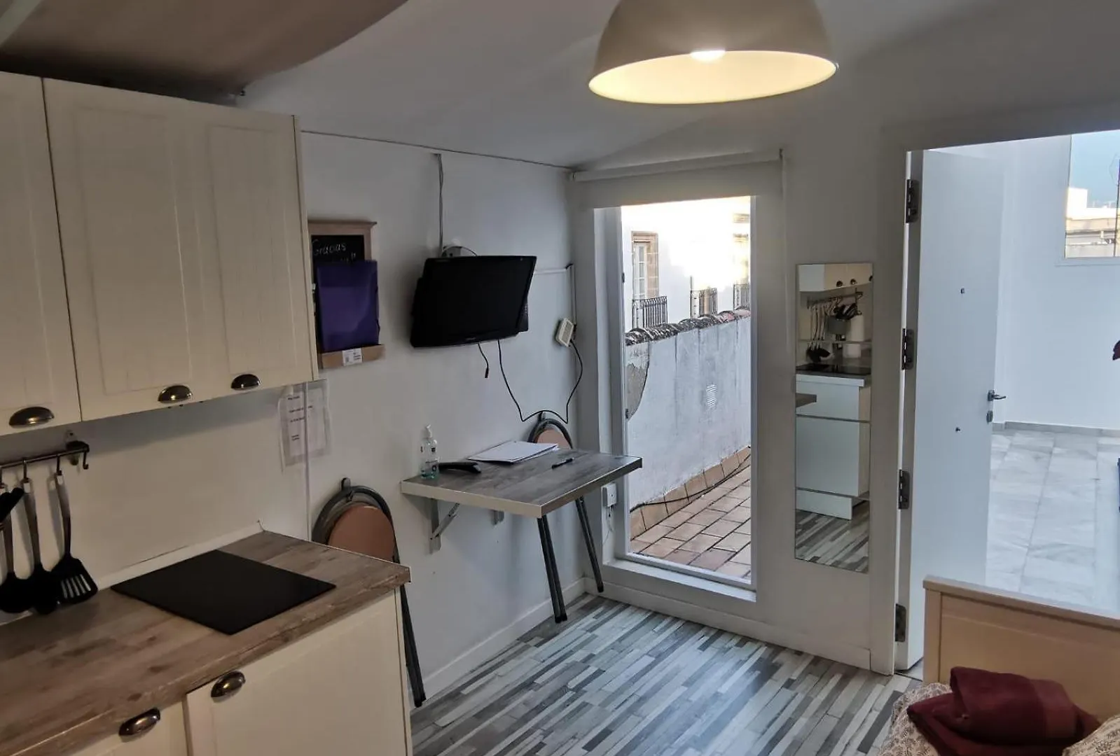 Lägenhet Apartamento Con Terraza Privada Jerez de la Frontera